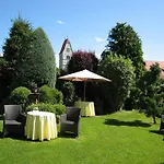 Hotel Der Lowen 3*