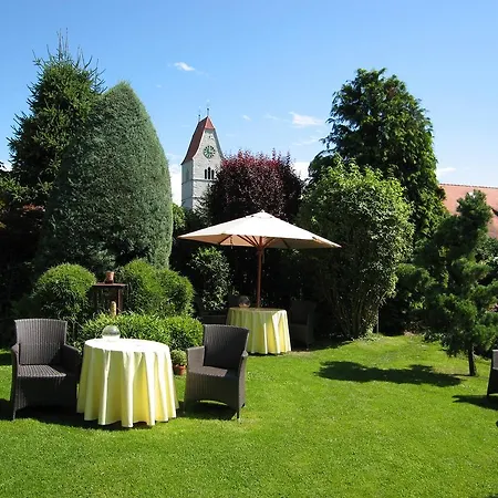 מלון Der Loewen 3*