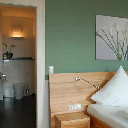 Der Loewen 3* הגנאו