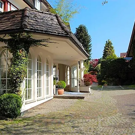 Hotel Der Lowen 3*