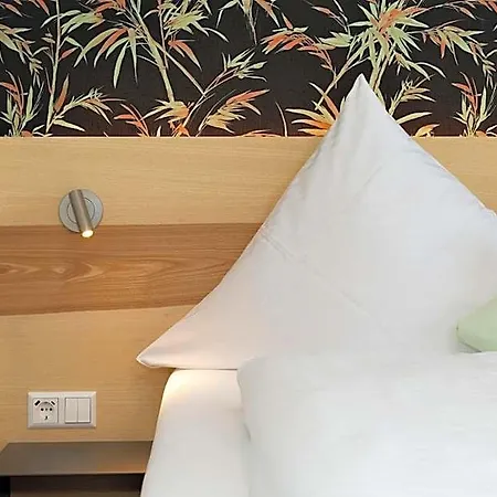 Der Loewen Hotel