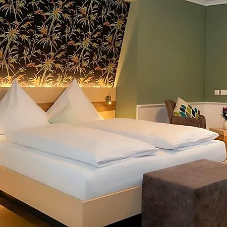 Der Loewen Hotel