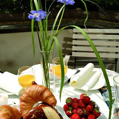 Der Loewen 3* Hagnau