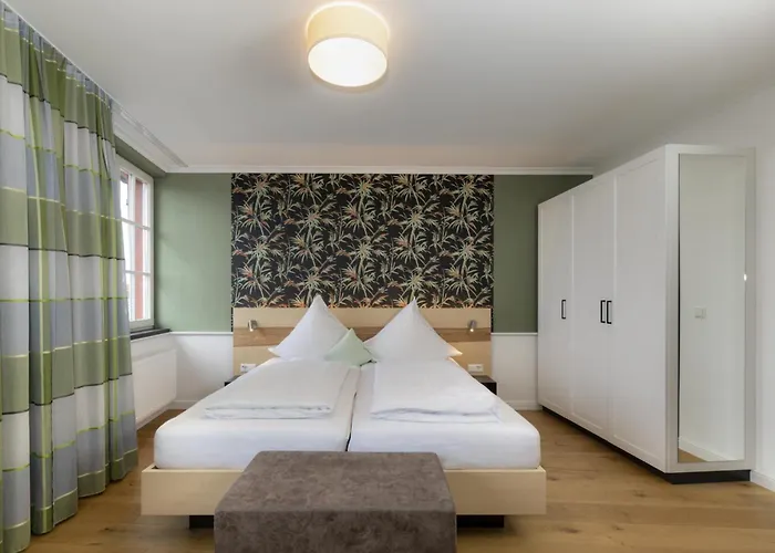 Der Loewen 3* Hagnau