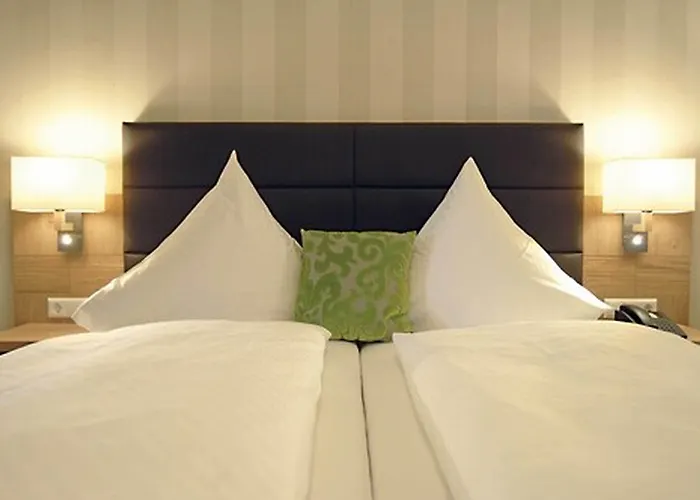 Hotell Der Loewen 3*