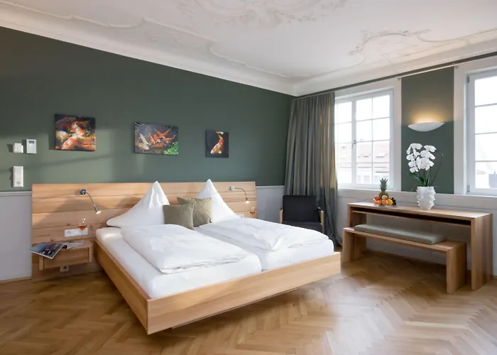 Der Loewen Hotell Hagnau